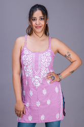 COTTON SHORT NOODLE TOP (WHITE THREAD)