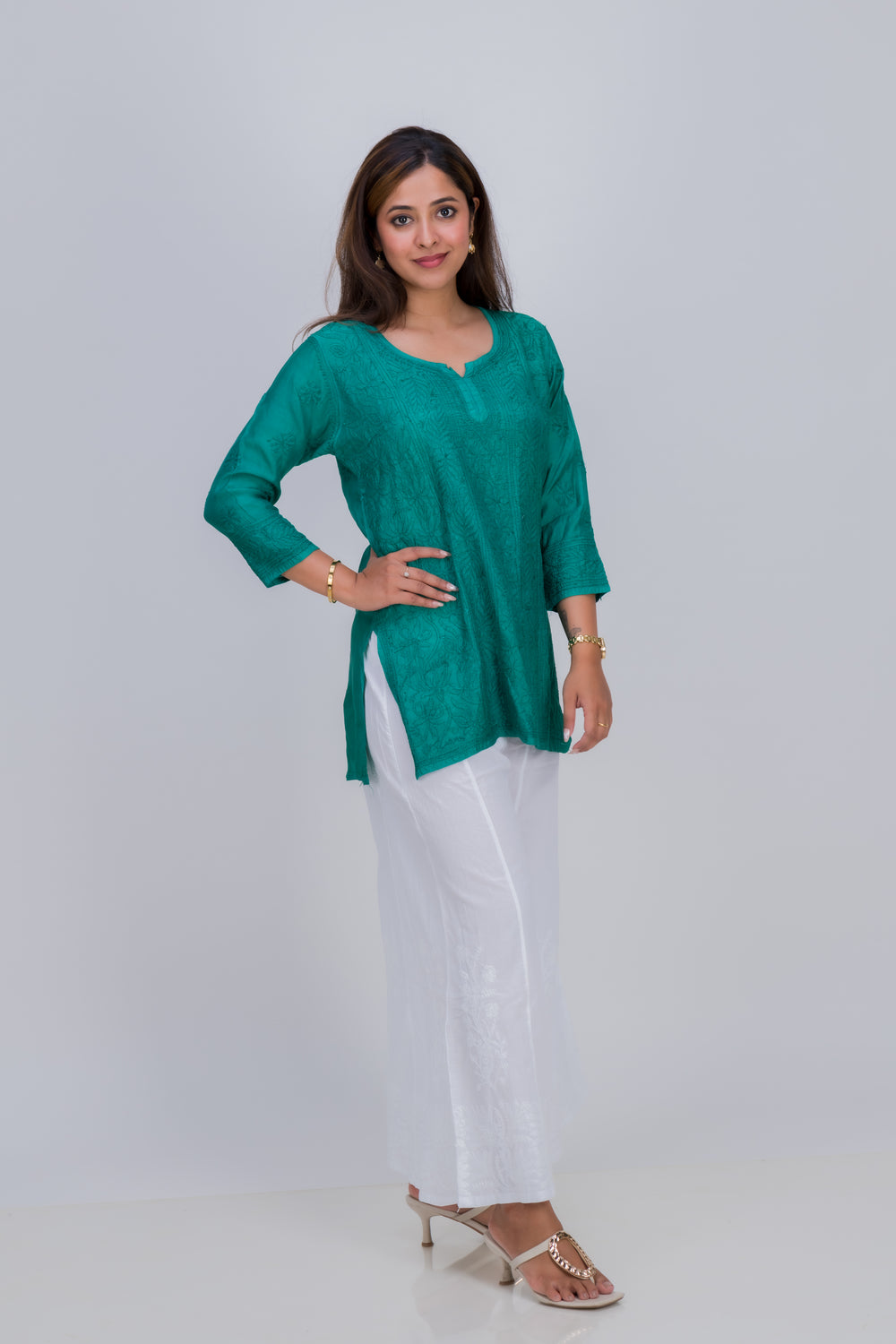 MUSLIN SHORT (FULL WORK)