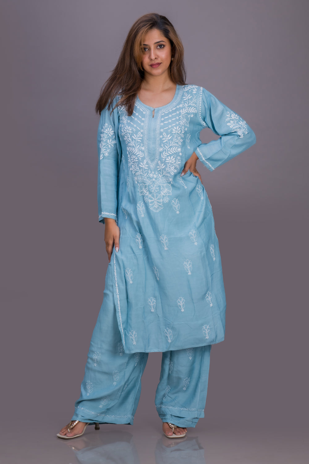MUSLIN KURTA SET(WHITE THREAD)