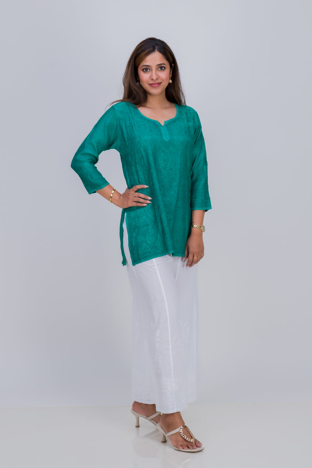 MUSLIN SHORT (FULL WORK)