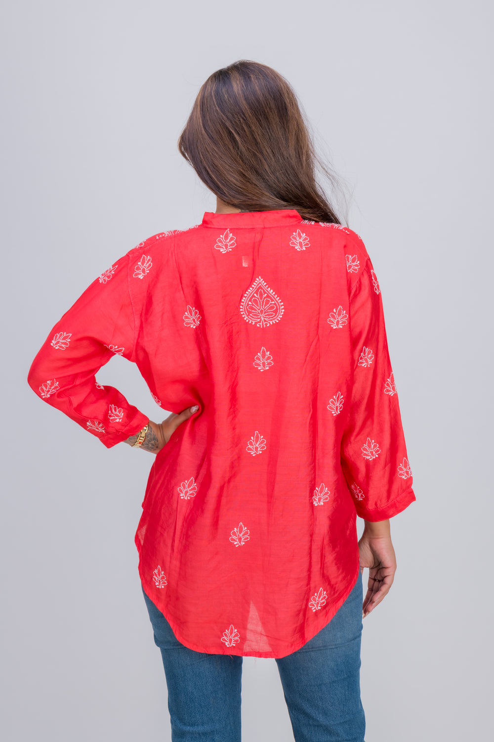 MUSLIN SHORT (white thread)