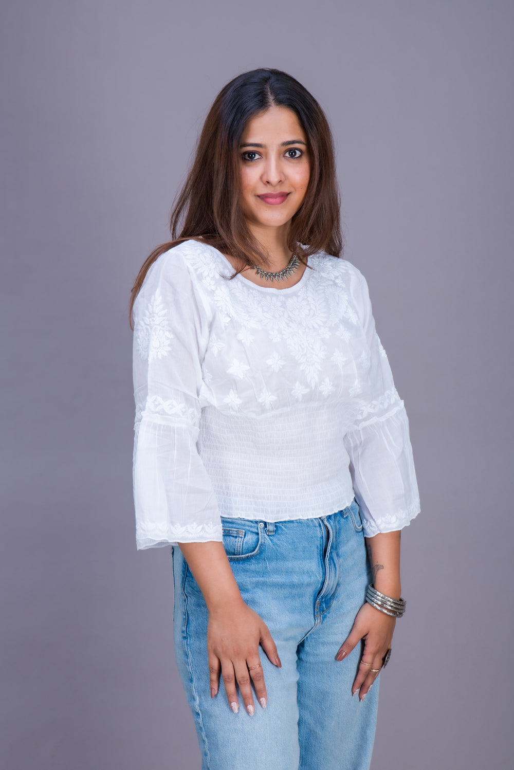 WHITE SHORT TOP ELASTIC