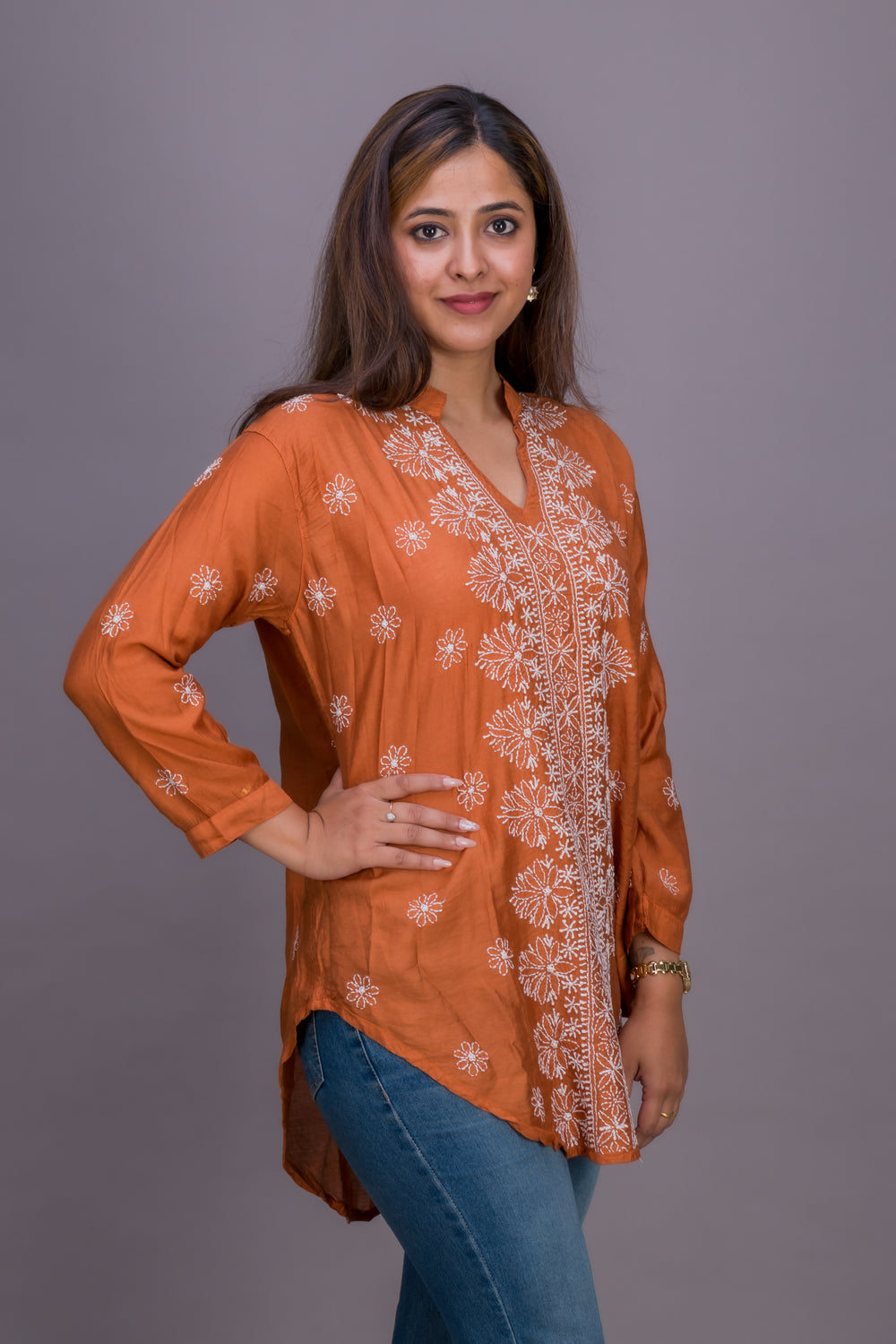 MUSLIN SHORT (white thread)