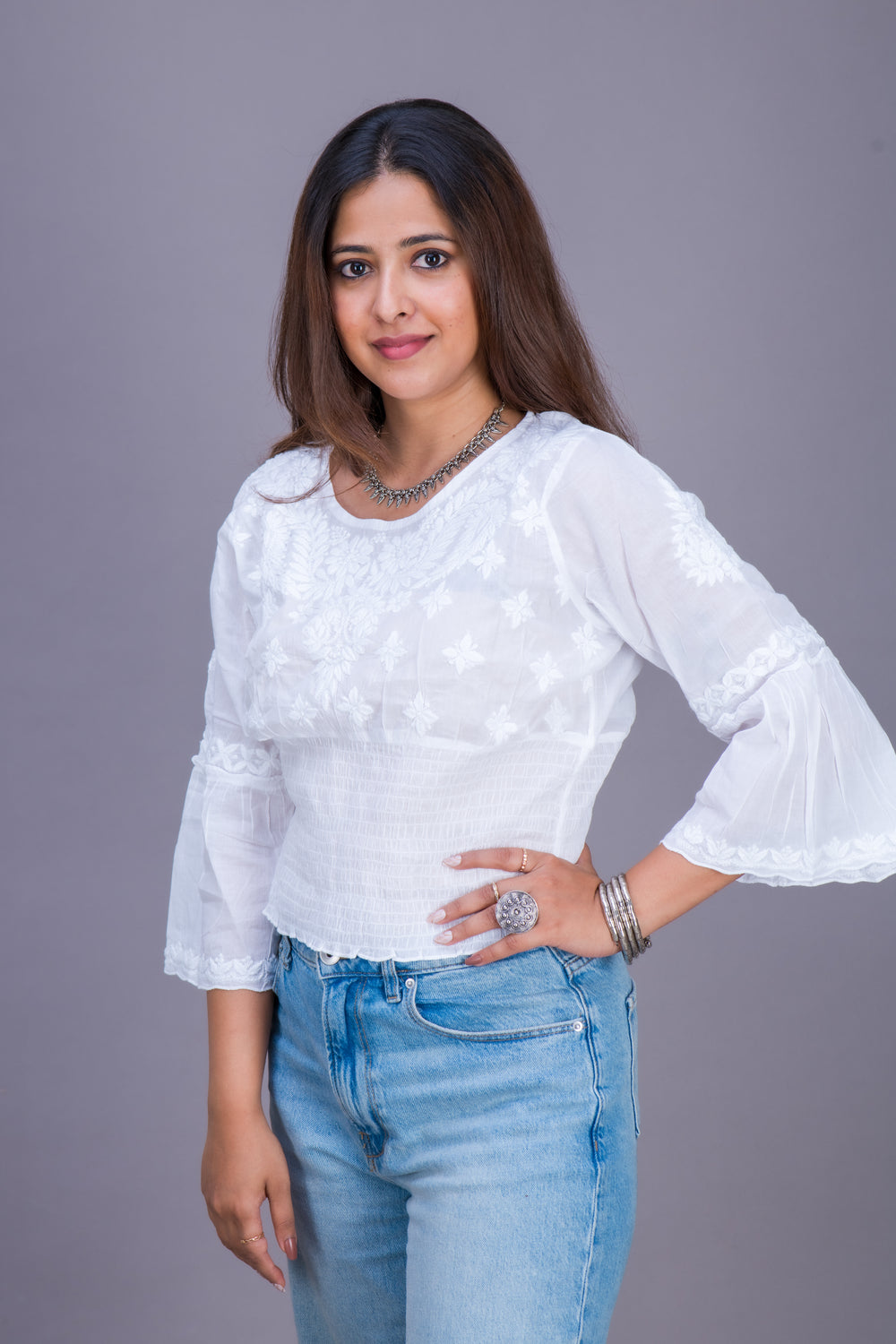 WHITE SHORT TOP ELASTIC