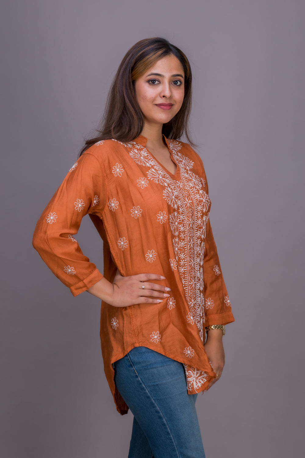 MUSLIN SHORT (white thread)